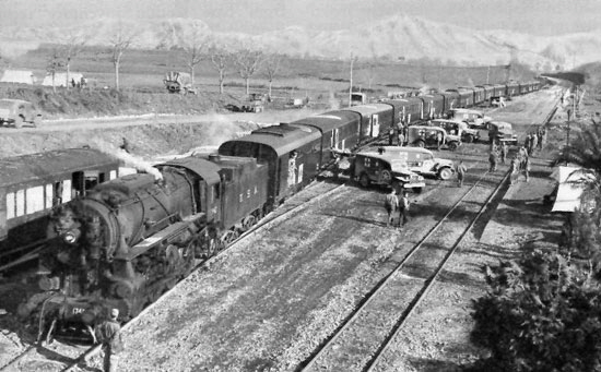 41st Hospital Train Loading near Riardo for Run to Naples, February 1944It is a picture taken from [3]